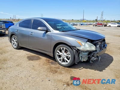 Czwarte zdjęcie samochodu z boku: 2014 NISSAN MAXIMA 3.5 SV VIN:1N4AA5AP0EC909314 - miniatura