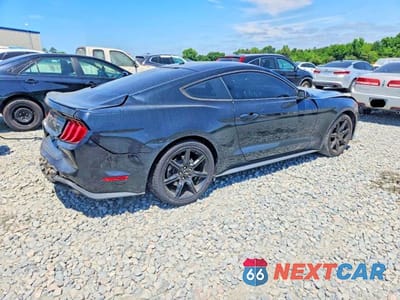 Czwarte zdjęcie samochodu z boku: 2020 FORD MUSTANG 2D ECOBOOST VIN:1FA6P8TH5L5123036 - miniatura