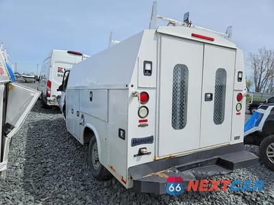 Drugie zdjęcie samochodu z przodu: 2017 CHEVROLET EXPRESS G3500 UTILITY / SERVICE VAN VIN:1GB0GRFG0H1112506 - miniatura