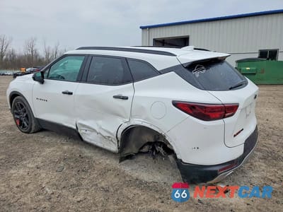 Drugie zdjęcie samochodu z przodu: 2023 CHEVROLET BLAZER 2LT VIN:3GNKBHR45PS235446 - miniatura