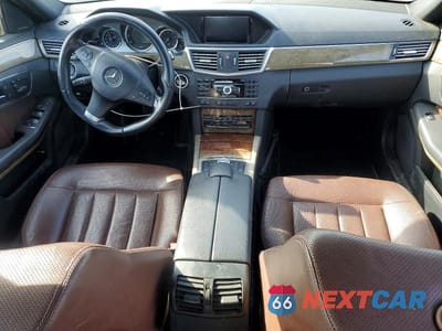 Zdjęcie 8 z 11 samochodu: 2011 MERCEDES-BENZ E 550 4MATIC VIN:WDDHF9AB4BA343502 - miniatura