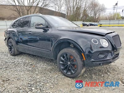 Czwarte zdjęcie samochodu z boku: 2017 BENTLEY BENTAYGA VIN:SJAAC2ZV7HC014561 - miniatura