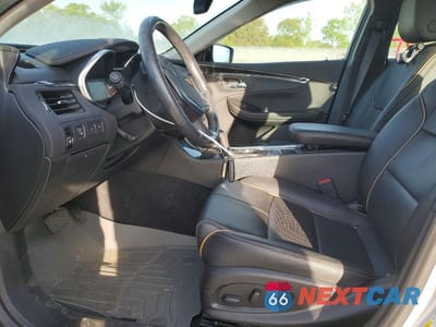 Zdjęcie 7 z 13 samochodu: 2020 CHEVROLET IMPALA PREMIER VIN:1G1105S38LU113404 - miniatura