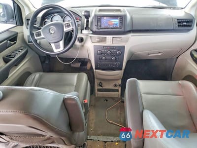 Zdjęcie 8 z 12 samochodu: 2013 VOLKSWAGEN ROUTAN SE VIN:2C4RVABG6DR725106 - miniatura