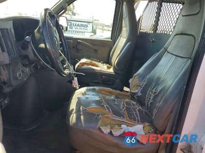 Zdjęcie 7 z 12 samochodu: 2016 CHEVROLET EXPRESS 2500 CARGO DELIVERY VAN VIN:1GCWGBFF1G1209684 - miniatura