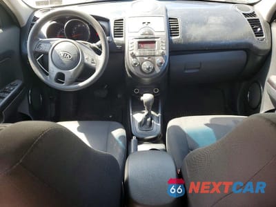 Zdjęcie 8 z 11 samochodu: 2011 KIA SOUL + VIN:KNDJT2A24B7209677 - miniatura
