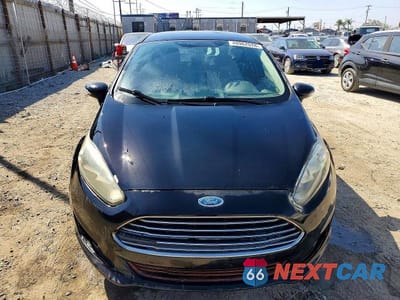 Piąte zdjęcie samochodu w środku: 2016 FORD FIESTA SE VIN:3FADP4BJ2GM165149 - miniatura