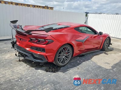 Trzecie zdjęcie samochodu z tyłu: 2025 CHEVROLET CORVETTE Z06 2LZ VIN:1G1YE2D39S5600552 - miniatura