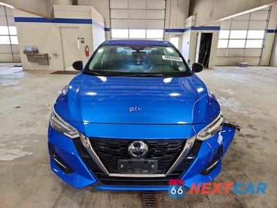 Piąte zdjęcie samochodu w środku: 2021 NISSAN SENTRA SR VIN:3N1AB8DV8MY248966 - miniatura