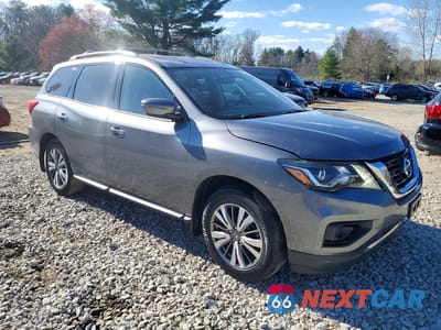 Czwarte zdjęcie samochodu z boku: 2017 NISSAN PATHFINDER S VIN:5N1DR2MM7HC630491 - miniatura