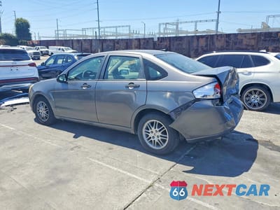 Drugie zdjęcie samochodu z przodu: 2010 FORD FOCUS SE VIN:1FAHP3FNXAW243001 - miniatura