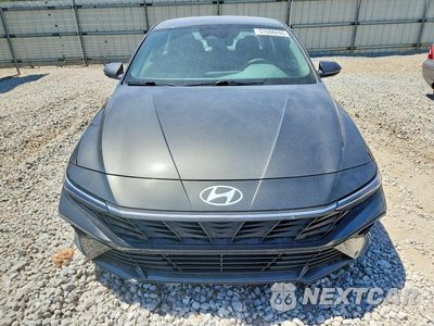 Piąte zdjęcie samochodu w środku: 2024 HYUNDAI ELANTRA SE VIN:KMHLL4DG9RU743714 - miniatura