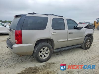 Trzecie zdjęcie samochodu z tyłu: 2007 GMC YUKON VIN:1GKFC13J57J102026 - miniatura