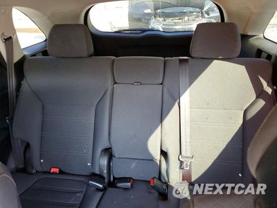 Zdjęcie 10 z 13 samochodu: 2016 KIA SORENTO LX VIN:5XYPGDA35GG097842 - miniatura