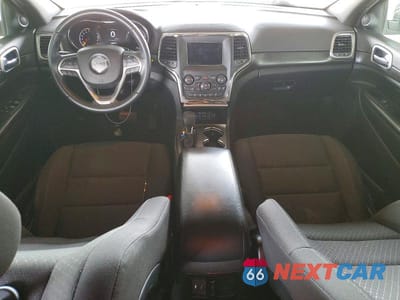 Zdjęcie 8 z 12 samochodu: 2018 JEEP GRAND CHEROKEE LAREDO VIN:1C4RJFAG5JC107807 - miniatura