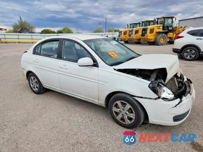Czwarte zdjęcie samochodu z boku: 2011 HYUNDAI ACCENT GLS VIN:KMHCN4AC2BU556218 - miniatura