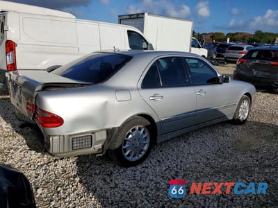Trzecie zdjęcie samochodu z tyłu: 2001 MERCEDES-BENZ E 320 VIN:WDBJF65J01B376516 - miniatura