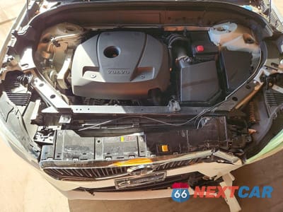 Zdjęcie 12 z 13 samochodu: 2021 VOLVO XC60 T5 MOMENTUM VIN:YV4102DK2M1863245 - miniatura