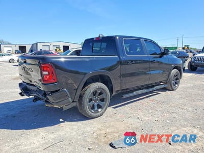 Trzecie zdjęcie samochodu z tyłu: 2025 RAM 1500 BIG HORN VIN:3C6SRFFP9S4500879 - miniatura