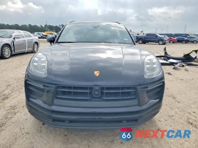 Piąte zdjęcie samochodu w środku: 2025 PORSCHE MACAN BASE VIN:WP1AA2A58SLB05604 - miniatura
