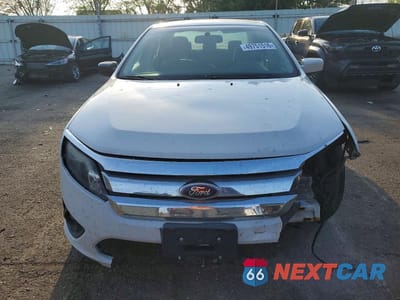 Piąte zdjęcie samochodu w środku: 2010 FORD FUSION SE VIN:3FAHP0HA3AR413288 - miniatura