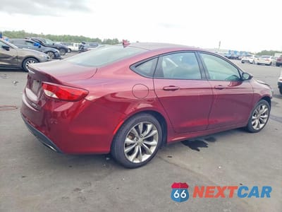 Trzecie zdjęcie samochodu z tyłu: 2016 CHRYSLER 200 S VIN:1C3CCCBB2GN182323 - miniatura