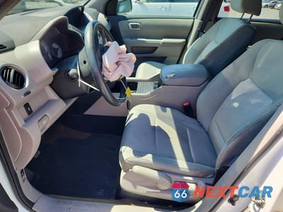 Zdjęcie 7 z 13 samochodu: 2014 HONDA PILOT LX VIN:5FNYF3H23EB009227 - miniatura