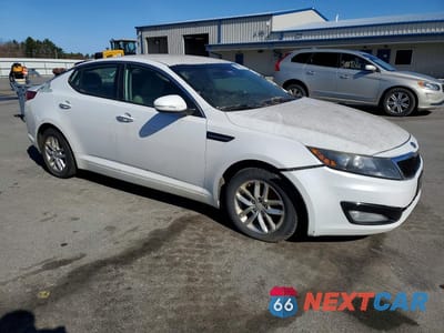 Czwarte zdjęcie samochodu z boku: 2012 KIA OPTIMA LX VIN:5XXGM4A78CG074209 - miniatura