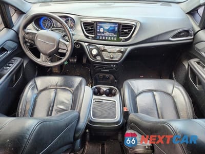 Zdjęcie 8 z 13 samochodu: 2018 CHRYSLER PACIFICA TOURING L PLUS VIN:2C4RC1EG1JR237579 - miniatura