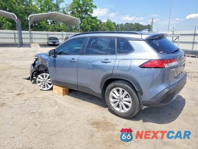 Drugie zdjęcie samochodu z przodu: 2024 TOYOTA COROLLA CROSS LE VIN:7MUCAAAG8RV079364 - miniatura