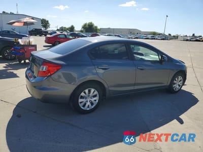 Trzecie zdjęcie samochodu z tyłu: 2012 HONDA CIVIC LX VIN:2HGFB2F57CH330061 - miniatura