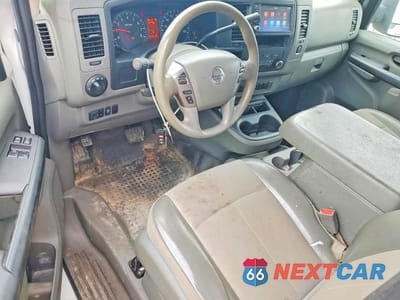 Zdjęcie 8 z 12 samochodu: 2019 NISS NV 2500 SV VIN:1N6BF0KY9KN802768 - miniatura