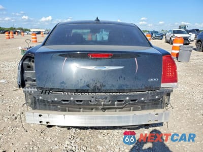 Zdjęcie 6 z 12 samochodu: 2018 CHRYSLER 300 TOURING VIN:2C3CCAAG1JH308365 - miniatura