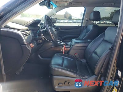 Zdjęcie 7 z 13 samochodu: 2019 CHEVROLET SUBURBAN C1500 LT VIN:1GNSCHKC5KR390556 - miniatura
