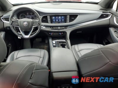 Zdjęcie 8 z 13 samochodu: 2022 BUICK ENCLAVE ESSENCE VIN:5GAEVAKW8NJ139729 - miniatura