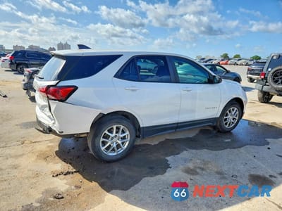 Trzecie zdjęcie samochodu z tyłu: 2022 CHEVROLET EQUINOX LS VIN:3GNAXHEV3NS239262 - miniatura