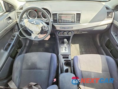 Zdjęcie 8 z 12 samochodu: 2015 MITSUBISHI LANCER ES VIN:JA32U2FU2FU008314 - miniatura