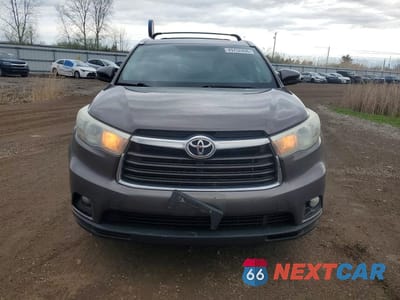 Piąte zdjęcie samochodu w środku: 2015 TOYOTA HIGHLANDER XLE VIN:5TDJKRFHXFS119762 - miniatura