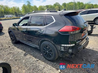 Drugie zdjęcie samochodu z przodu: 2017 NISSAN ROGUE SV VIN:5N1AT2MT1HC806222 - miniatura