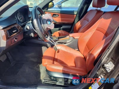 Zdjęcie 7 z 12 samochodu: 2011 BMW 335 XI VIN:WBAPL5C55BA920484 - miniatura