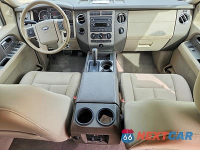Zdjęcie 8 z 13 samochodu: 2010 FORD EXPEDITION XLT VIN:1FMJU1F52AEB57479 - miniatura