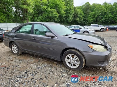 Czwarte zdjęcie samochodu z boku: 2005 TOYOTA CAMRY LE V6 VIN:4T1BF32K45U603245 - miniatura