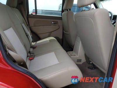 Zdjęcie 11 z 14 samochodu: 2009 JEEP LIBERTY SPORT VIN:1J8GP28K79W549094 - miniatura