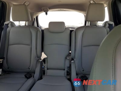 Zdjęcie 10 z 13 samochodu: 2019 HONDA ODYSSEY EXL VIN:5FNRL6H72KB117117 - miniatura