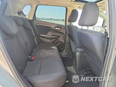 Zdjęcie 11 z 14 samochodu: 2016 HONDA FIT EX VIN:JHMGK5H78GS011381 - miniatura