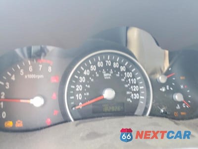 Zdjęcie 9 z 13 samochodu: 2011 KIA SEDONA LX VIN:KNDMG4C71B6380060 - miniatura