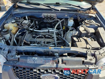 Zdjęcie 11 z 12 samochodu: 2005 FORD ESCAPE XLS VIN:1FMYU92Z75KA16095 - miniatura