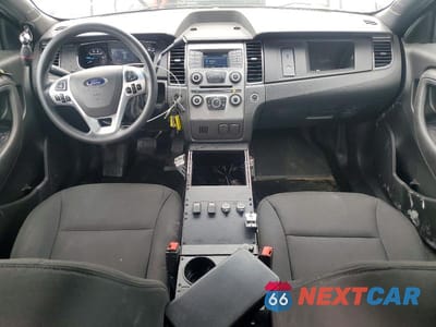 Zdjęcie 8 z 12 samochodu: 2019 FORD TAURUS POLICE INTERCEPTOR VIN:1FAHP2MK5KG103176 - miniatura