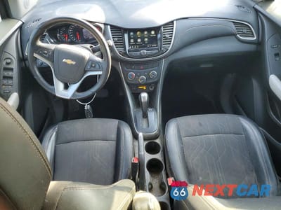 Zdjęcie 8 z 12 samochodu: 2019 CHEVROLET TRAX 1LT VIN:3GNCJLSB2KL336854 - miniatura