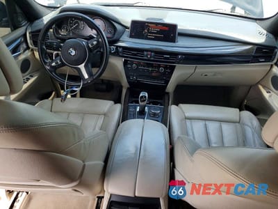 Zdjęcie 8 z 13 samochodu: 2016 BMW X5 SDRIVE35I VIN:5UXKR2C52G0R69700 - miniatura
